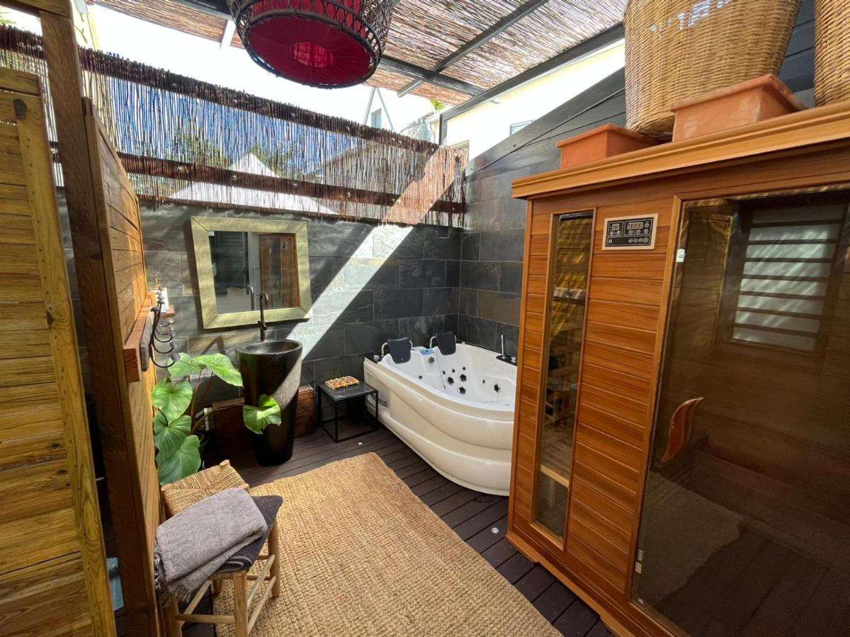 Villa Latrille - Piscine - Sauna - Jacuzzi La Saline-Les-Bains Exterior foto